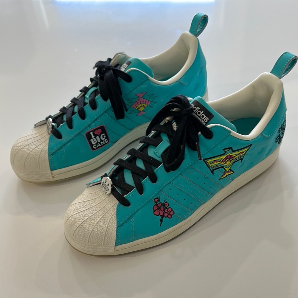 Limited edition Adidas superstar Arizona “have an iced day”